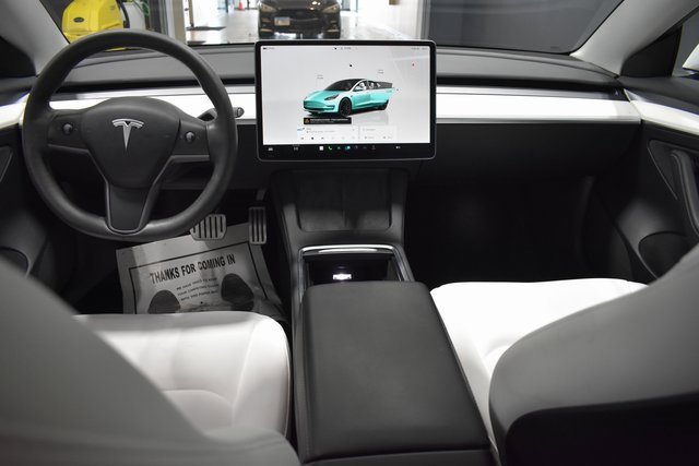 Used 2023 Tesla Model 3 Performance image 13