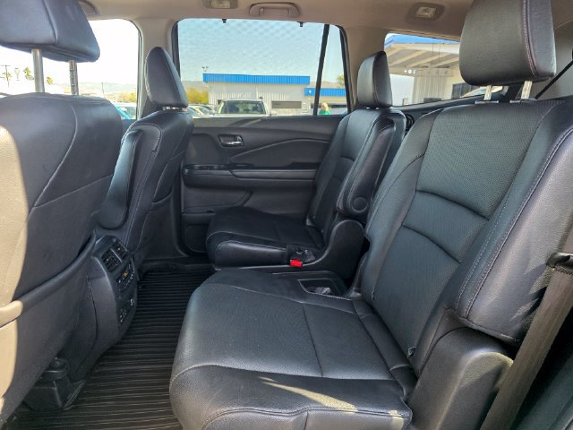 Used 2016 Honda Pilot Elite image 26