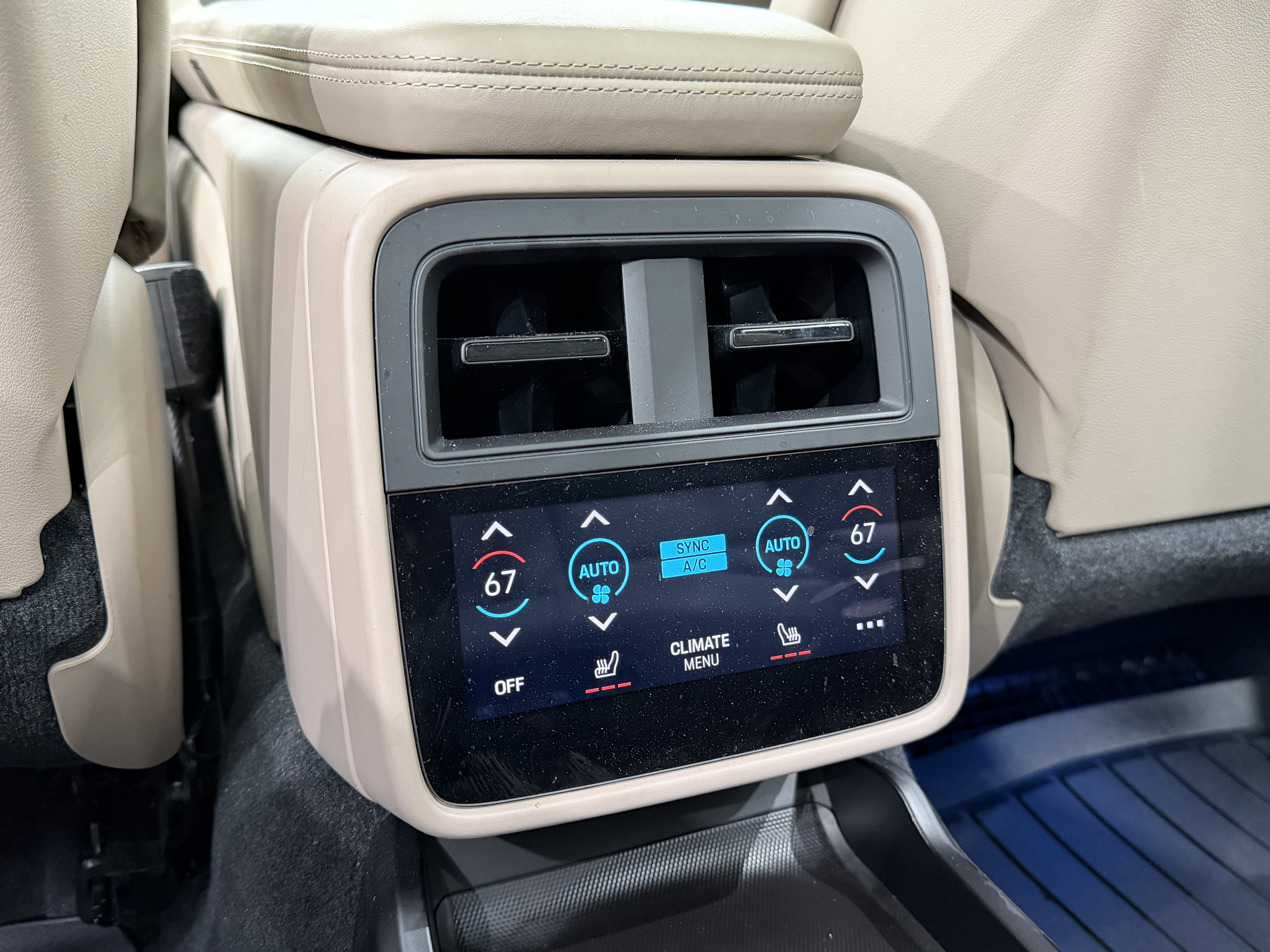 Certified 2023 Porsche Taycan Turbo image 22