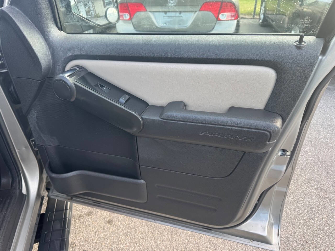 Used 2008 Ford Explorer Sport Trac Limited AWD/4WD image 18