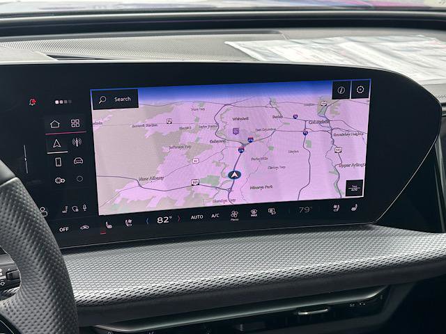 Used 2025 Audi SQ5 Prestige w/ Prestige Package image 27