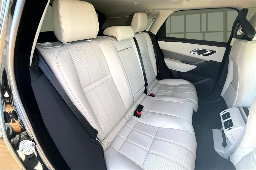 Used 2023 Land Rover Range Rover Velar S image 28