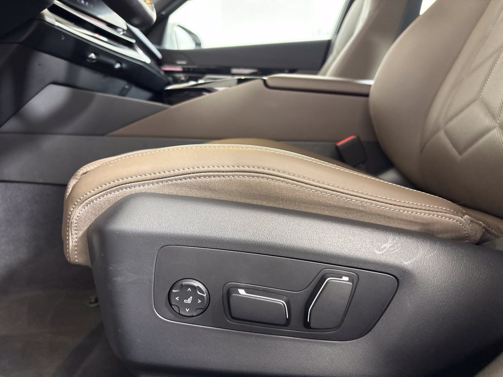 Certified 2026 BMW 530i w/ M Sport Package RWD image 26