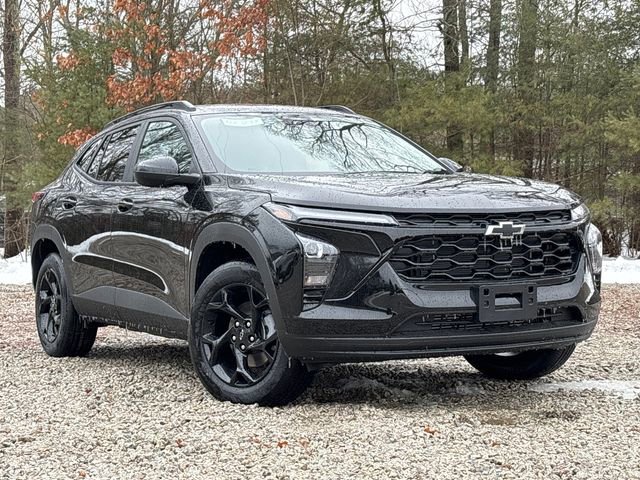 New 2026 Chevrolet Trax LT w/ Midnight Edition image 2