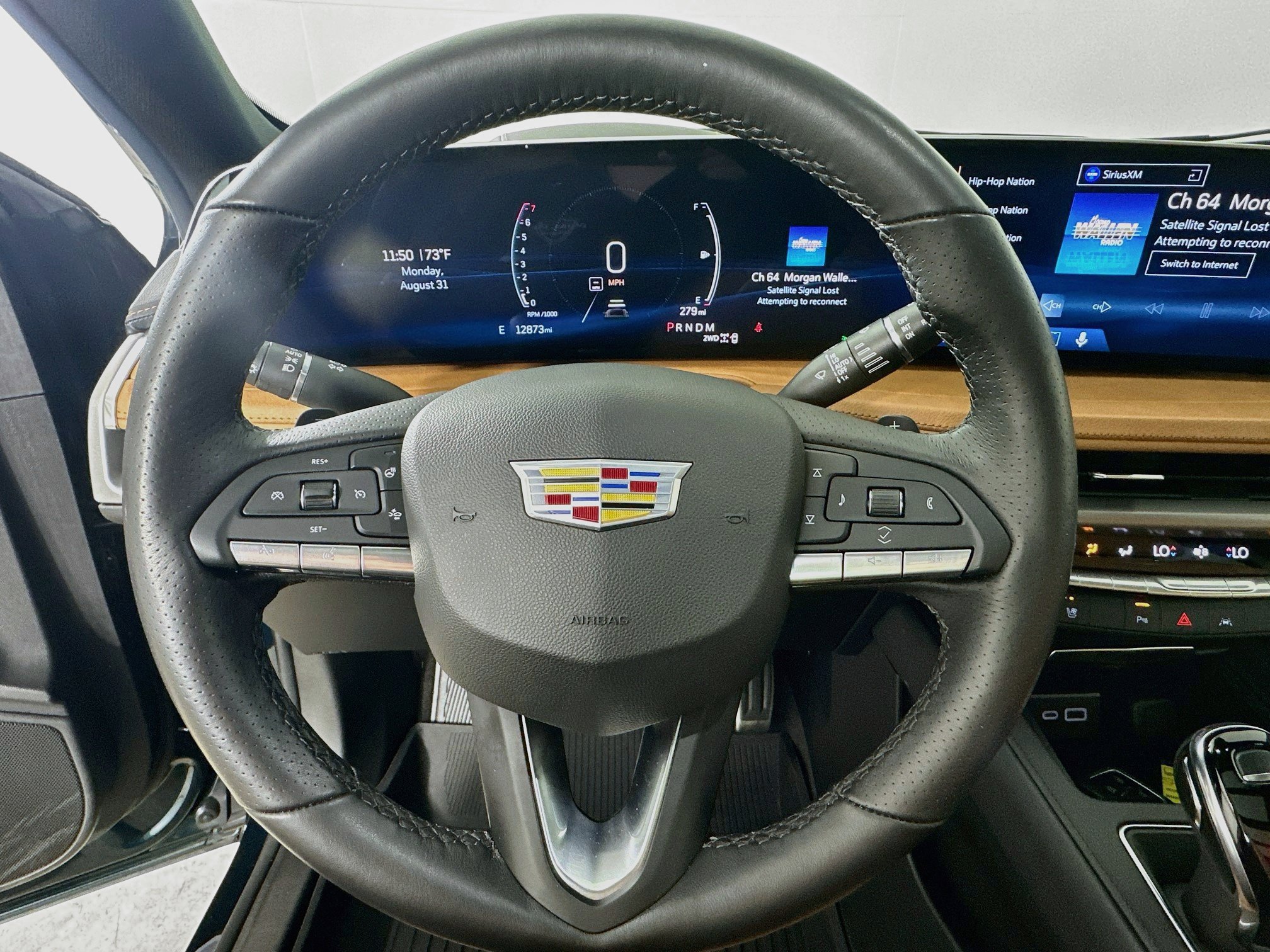 Used 2025 Cadillac XT4 Sport AWD/4WD image 12