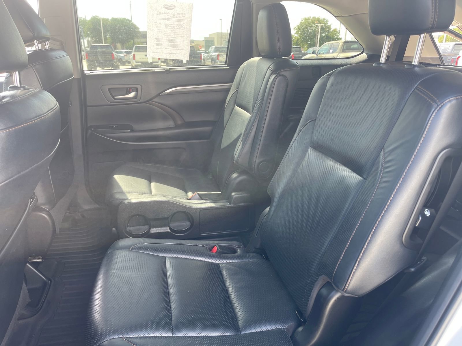 Used 2019 Toyota Highlander Limited FWD image 21