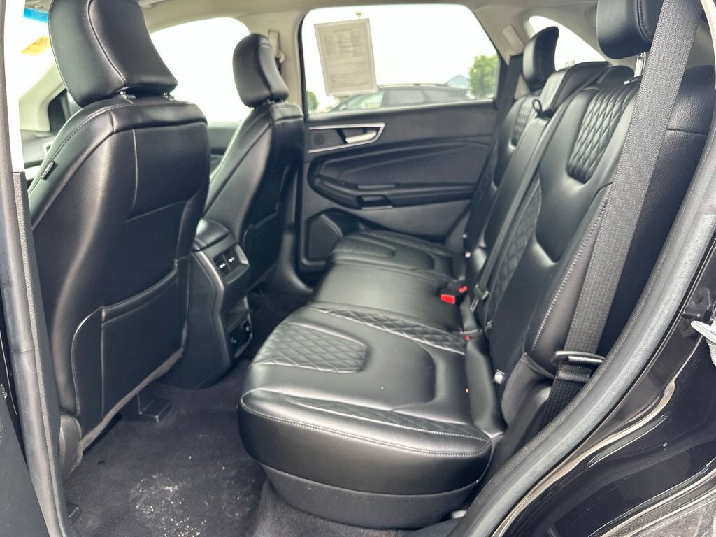 Certified 2023 Ford Edge Titanium AWD/4WD image 18
