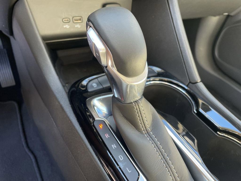 Certified 2024 Buick Encore GX Sport Touring image 15