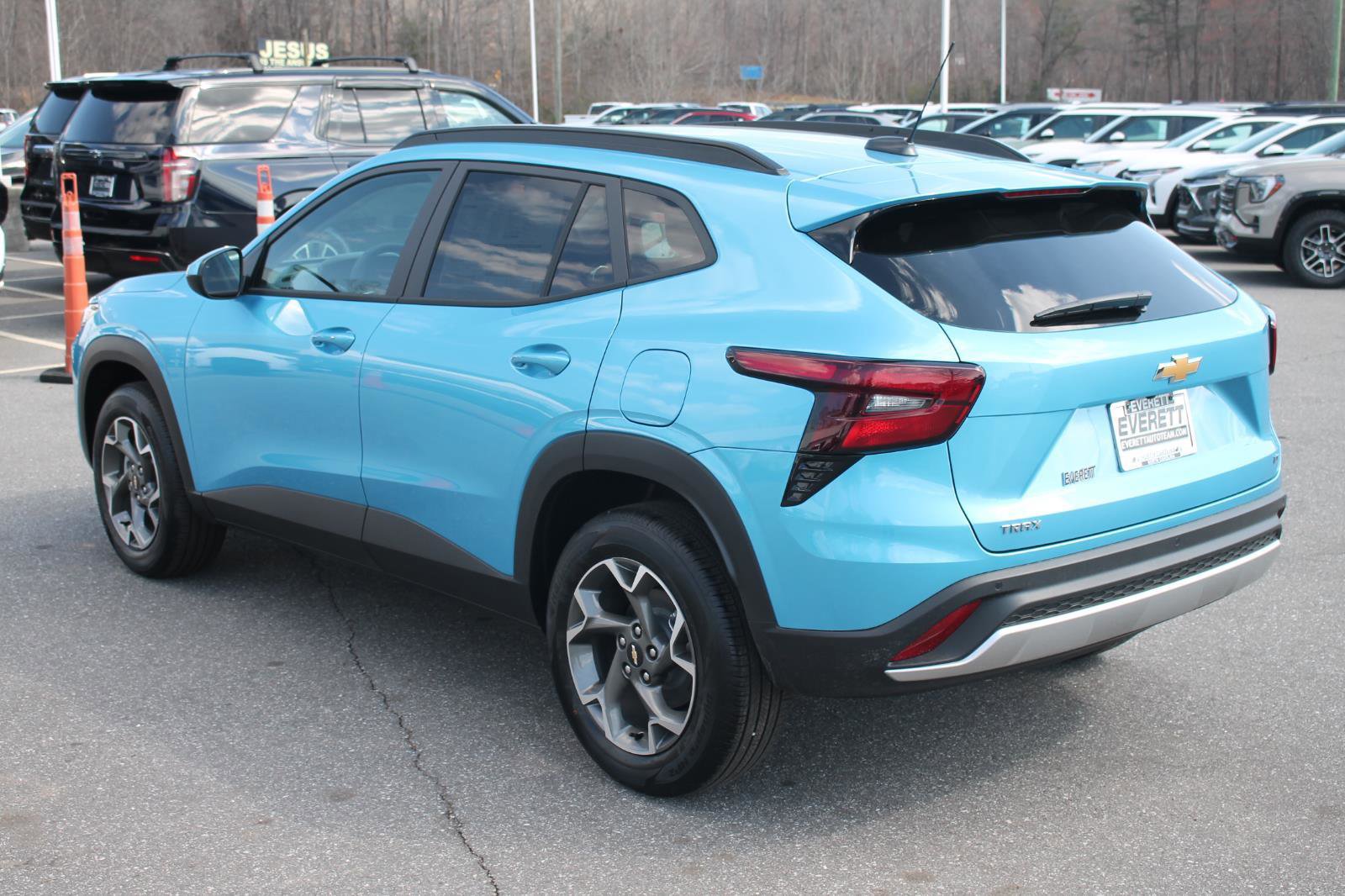 New 2026 Chevrolet Trax LT w/ Driver Confidence Package image 5