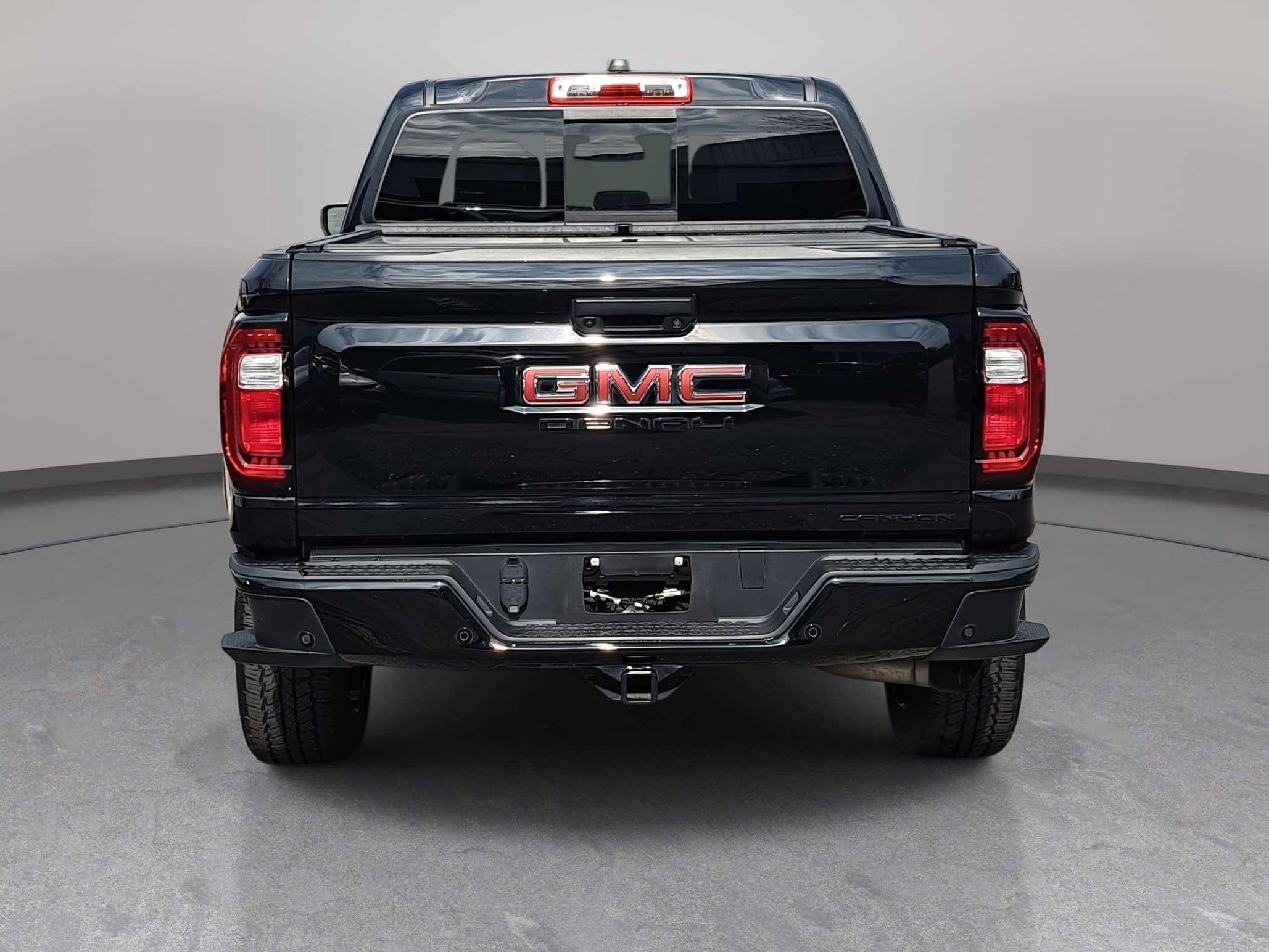 Used 2025 GMC Canyon Denali w/ LPO, Denali Black Edition image 6