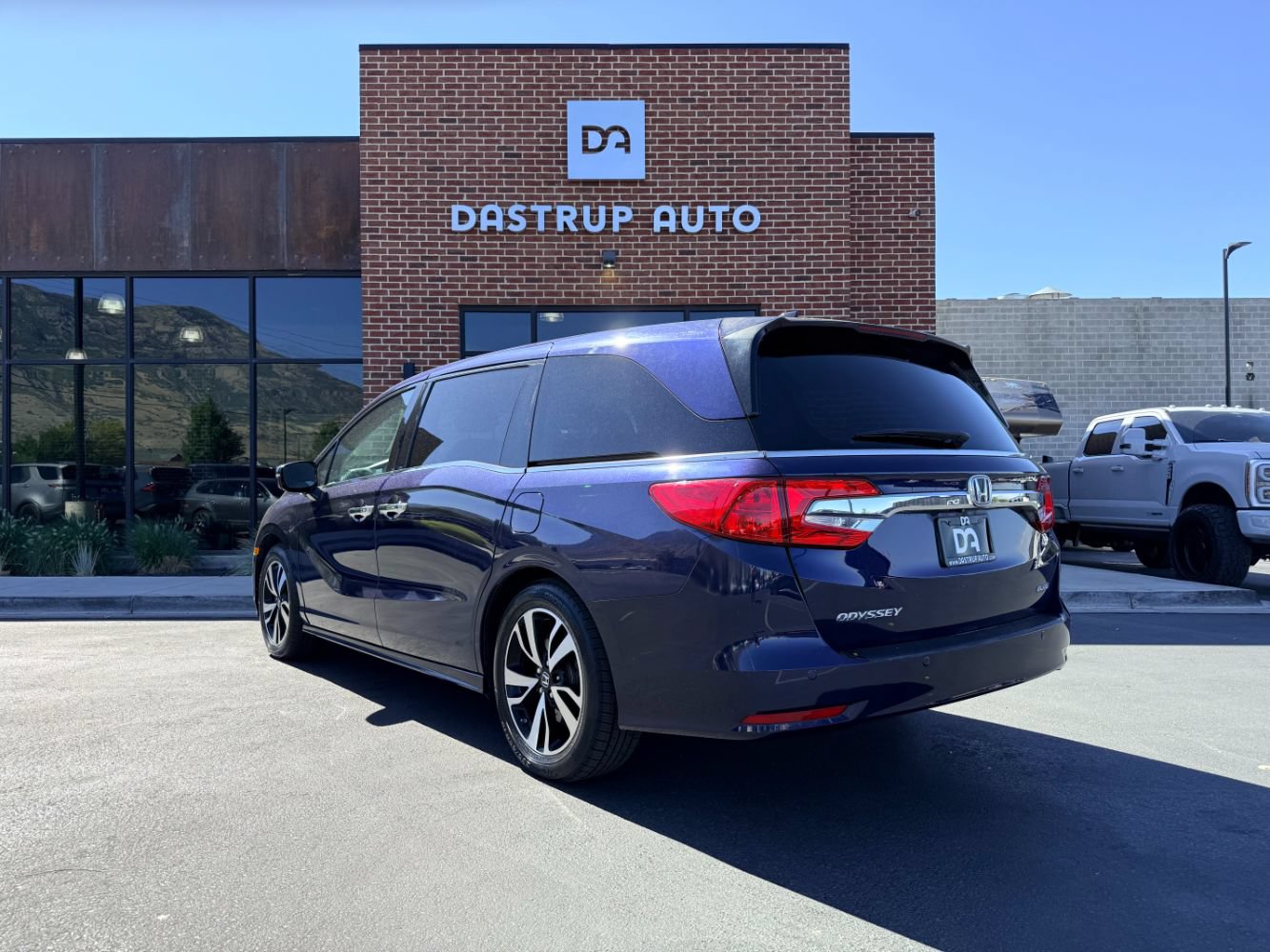 Used 2019 Honda Odyssey Elite image 6