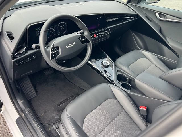 Certified 2025 Kia Niro Wind FWD image 15