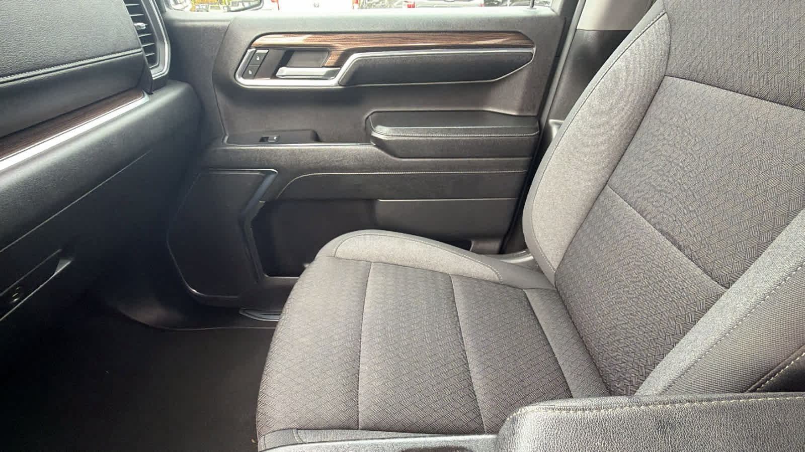 Used 2024 Chevrolet Silverado 1500 LT w/ Protection Package AWD/4WD image 12