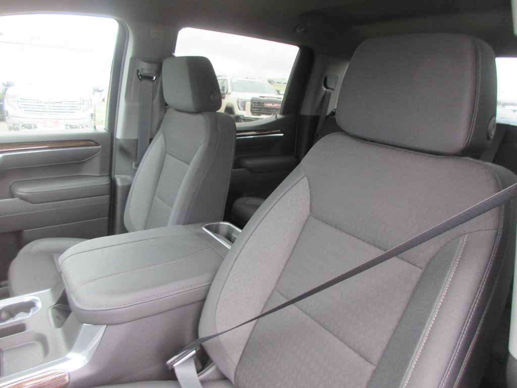 New 2026 GMC Sierra 1500 Elevation image 14