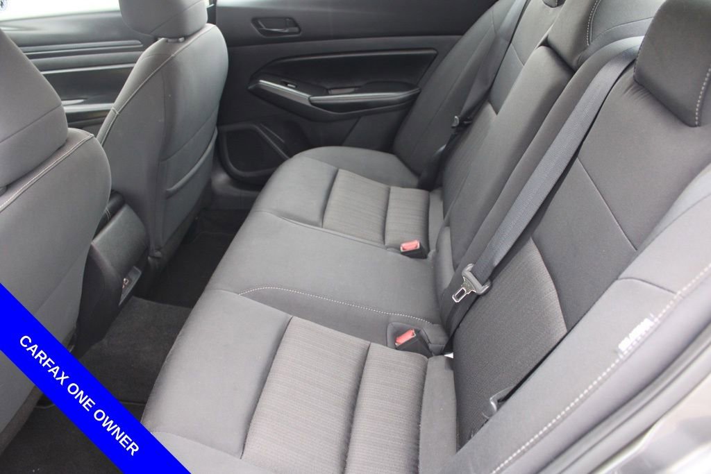 Used 2024 Nissan Altima 2.5 SV image 23