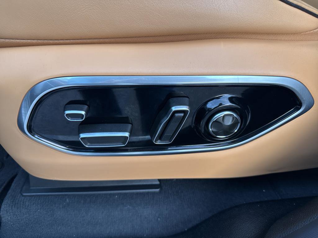 Certified 2025 Jeep Grand Cherokee Summit w/ Adv Protech Group IV image 21