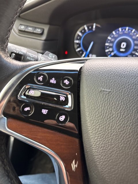 Used 2019 Cadillac Escalade Premium Luxury w/ Escalade Sport Edition image 10