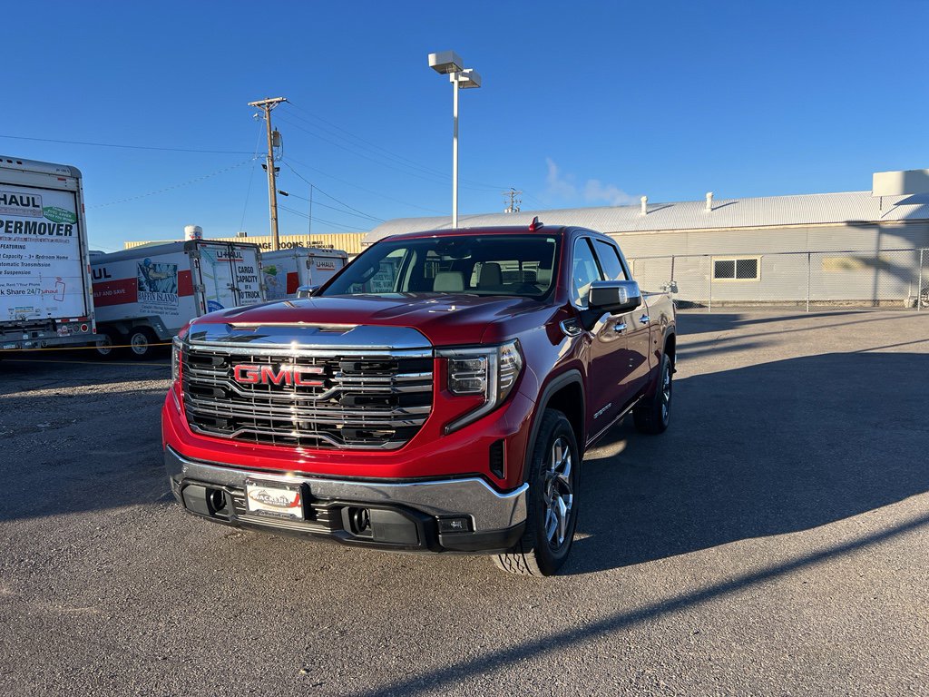 Used 2023 GMC Sierra 1500 SLT w/ SLT Premium Package image 1