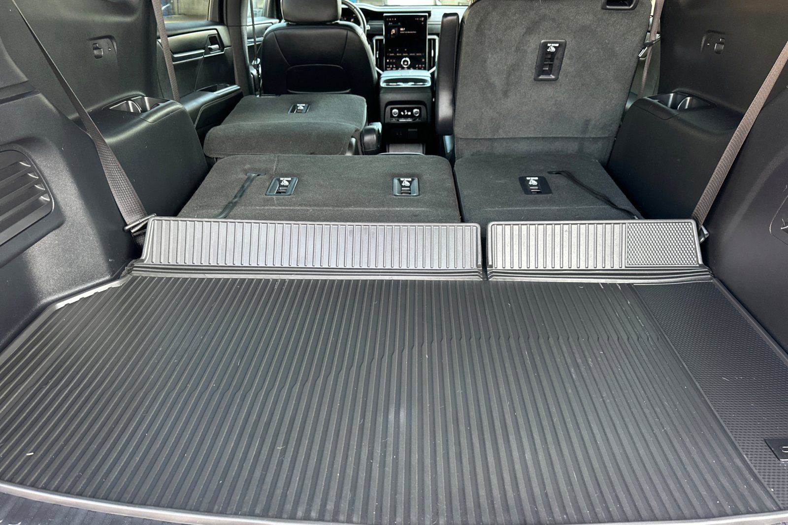 Used 2024 GMC Acadia Elevation w/ Luxury Package image 18