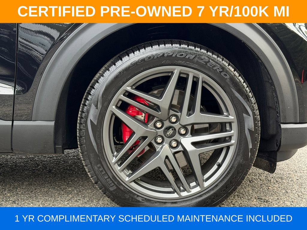 Used 2025 Ford Explorer ST-Line w/ ST-Line Street Pack AWD/4WD image 11