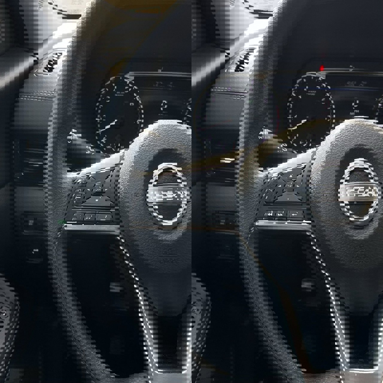 Used 2024 Nissan Sentra SV image 13