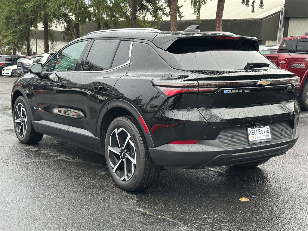 New 2026 Chevrolet Equinox EV LT image 3