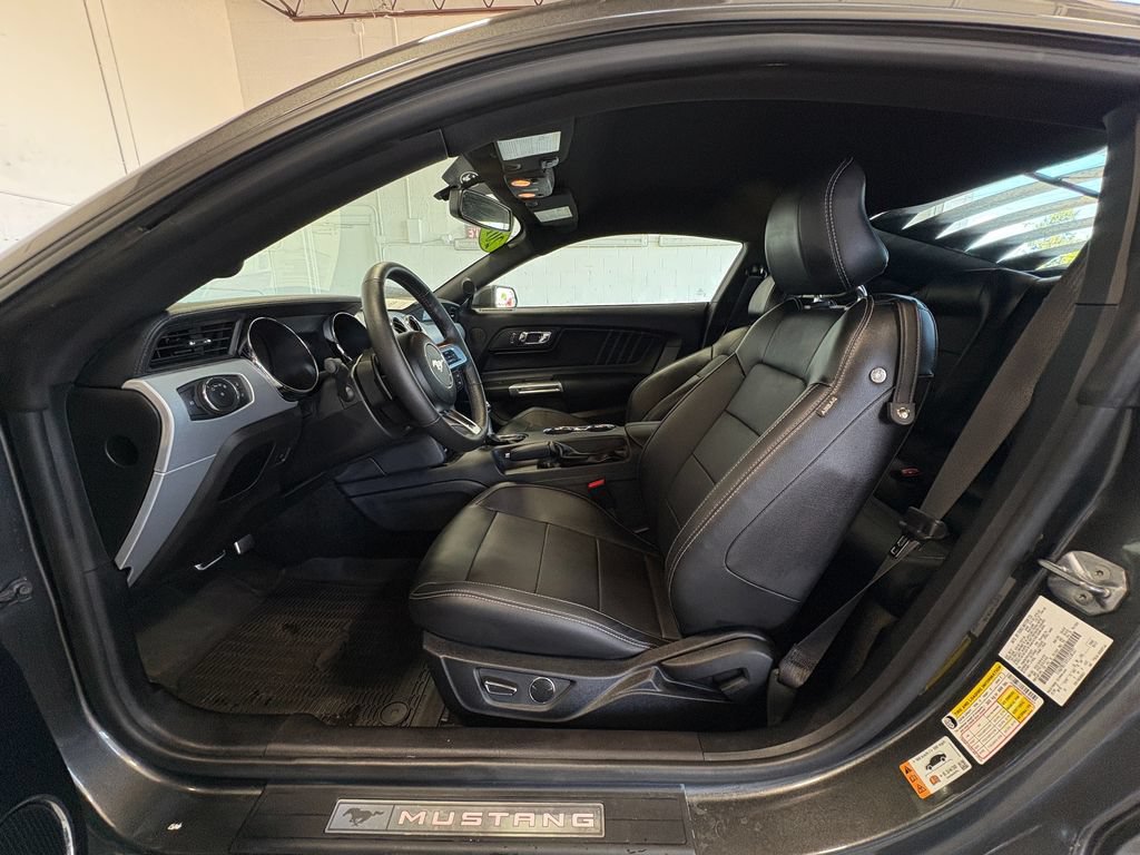 Used 2017 Ford Mustang GT Premium w/ Enhanced Security Package RWD image 12