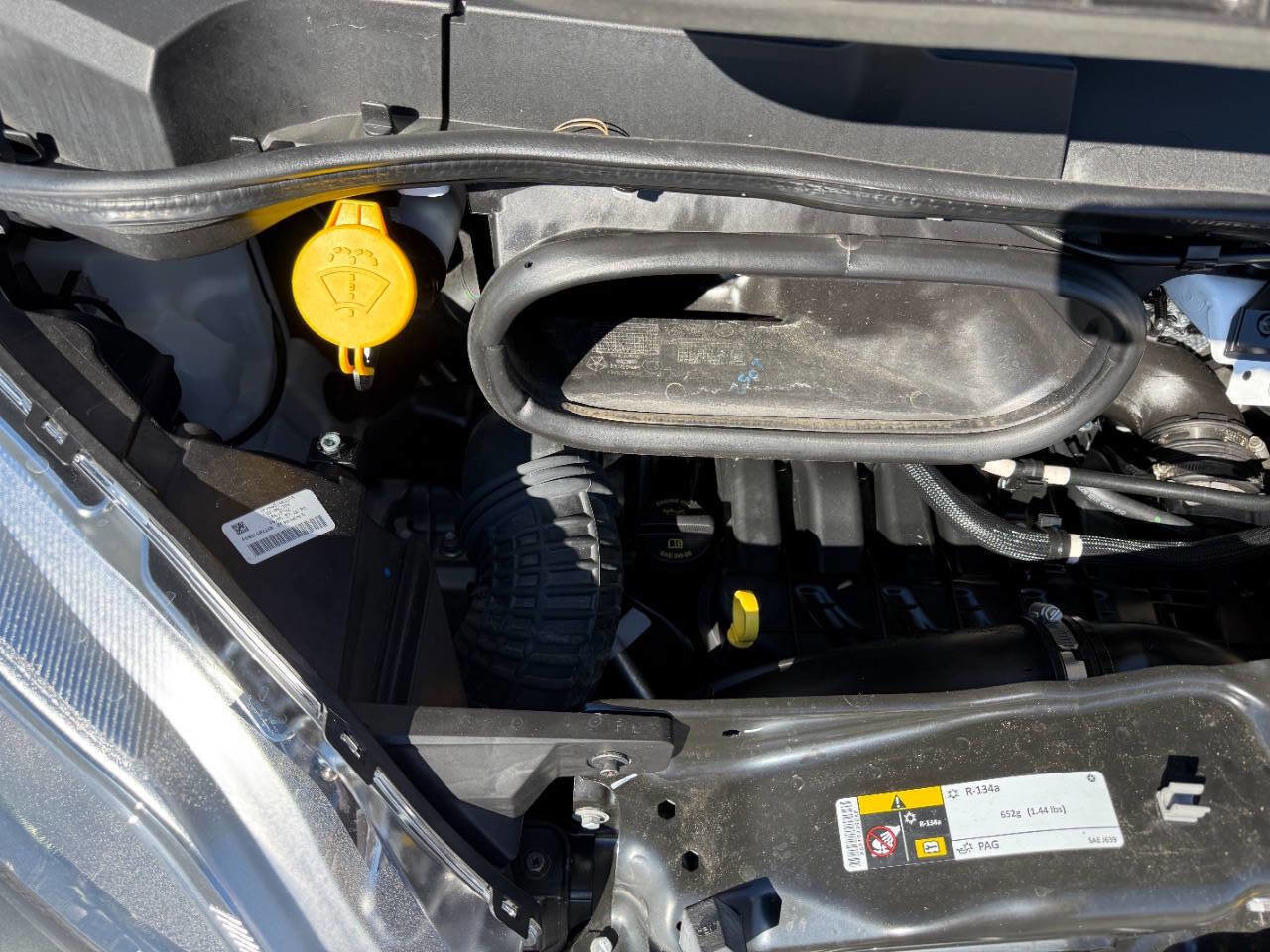 Used 2025 RAM ProMaster 2500 w/ Convenience Group image 11