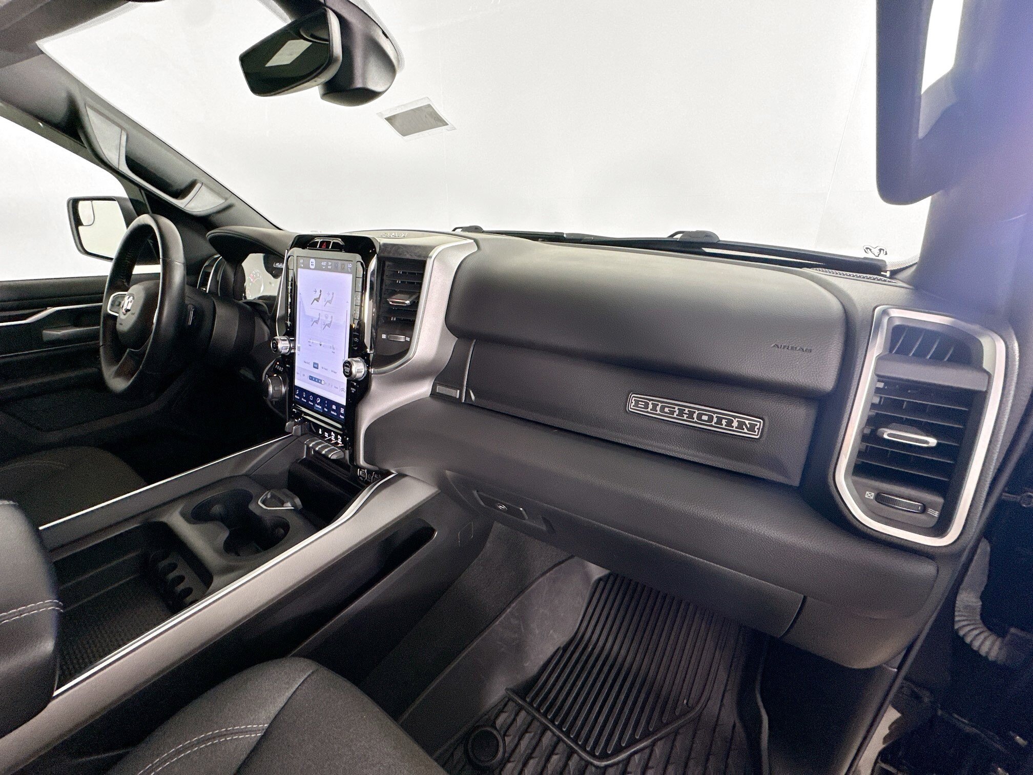 Used 2024 RAM 1500 Big Horn AWD/4WD image 34