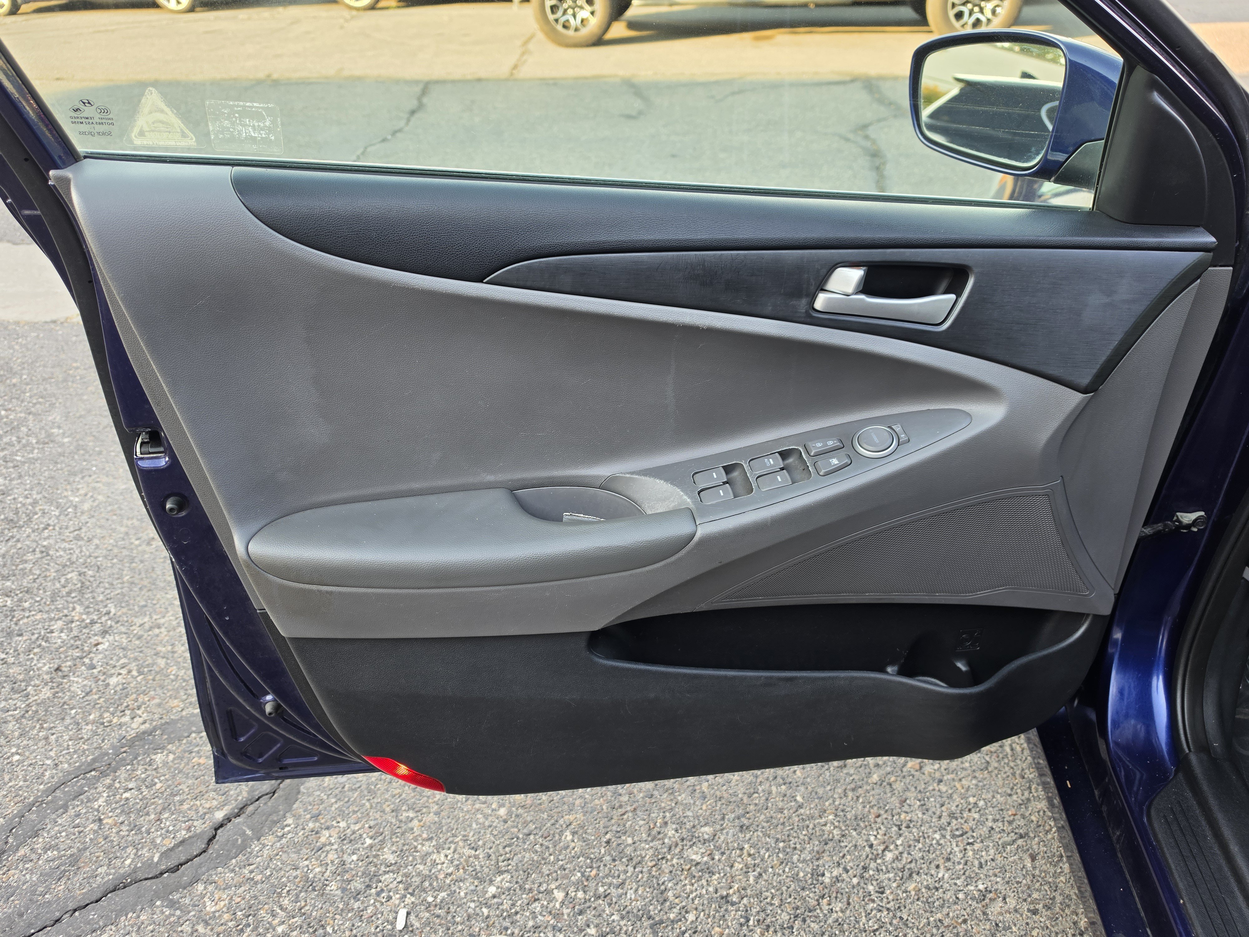 Used 2012 Hyundai Sonata GLS FWD image 13