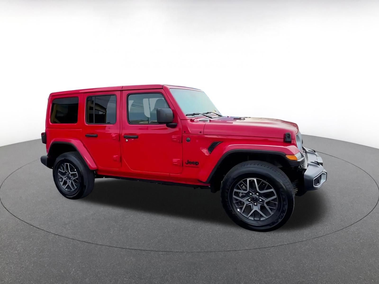 Used 2025 Jeep Wrangler Sahara video 2