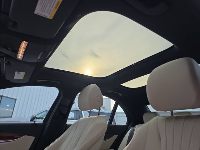 Used 2019 Mercedes-Benz E 300 image 31