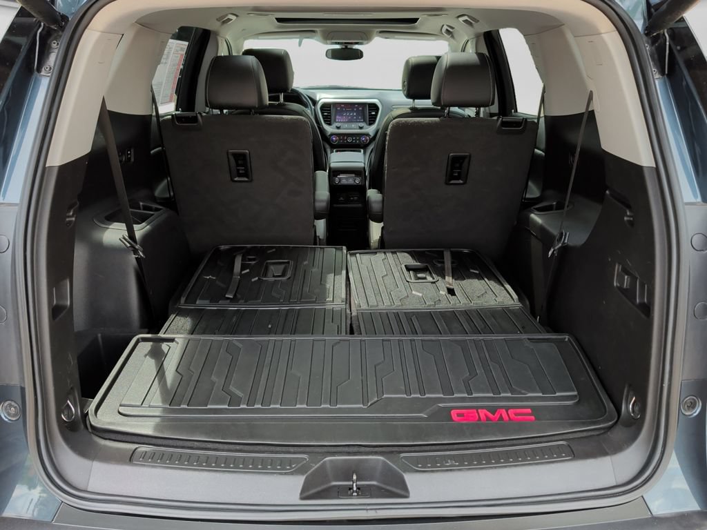 Used 2020 GMC Acadia SLT w/ LPO, Floor Liner Package AWD/4WD image 38