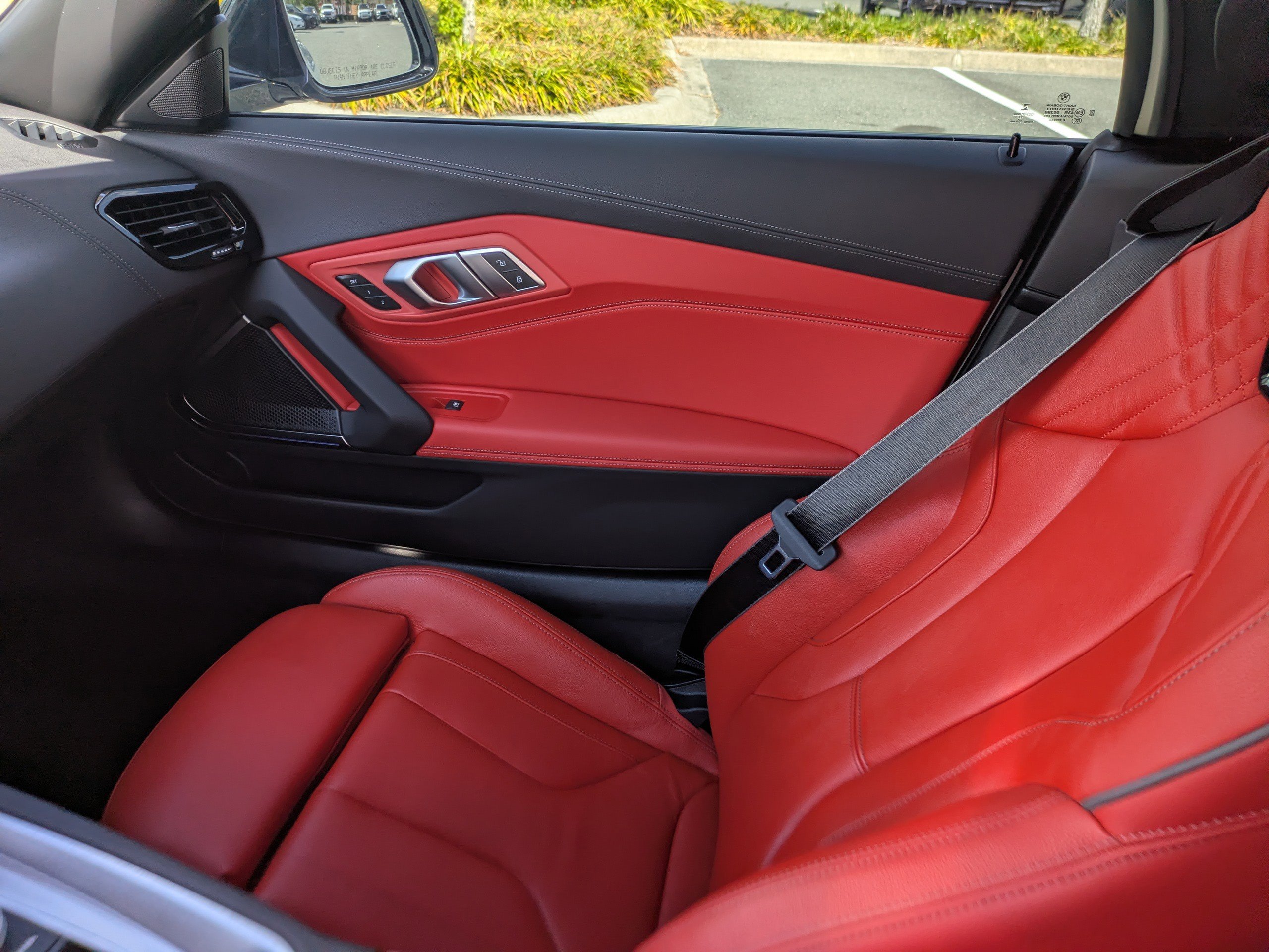 Used 2022 BMW Z4 M40i w/ Premium Package image 19
