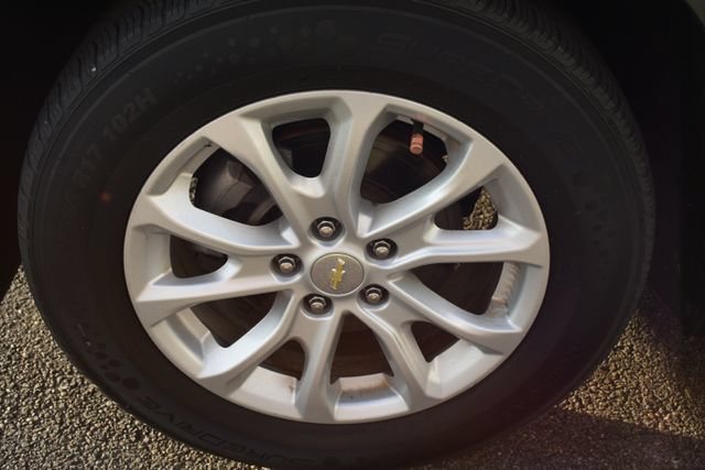 Used 2019 Chevrolet Equinox LS AWD/4WD image 42