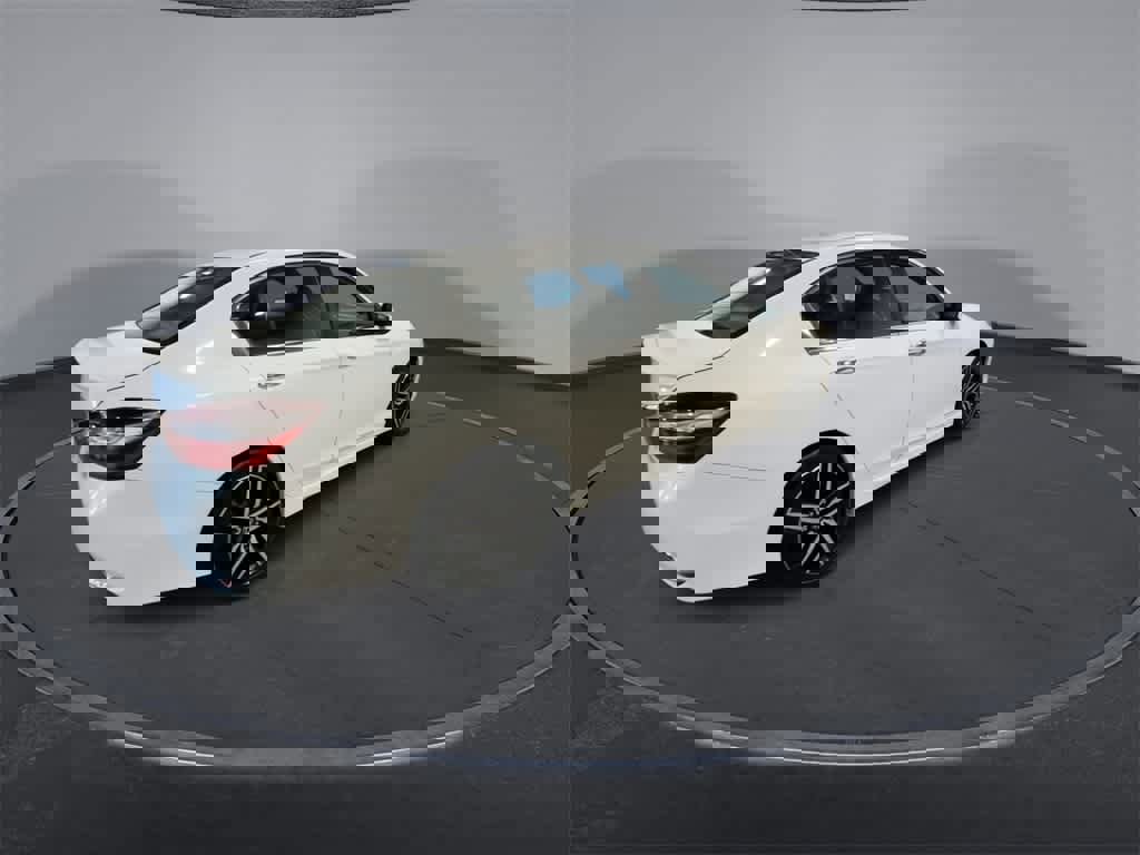 Used 2017 Honda Accord Sport Special Edition image 8