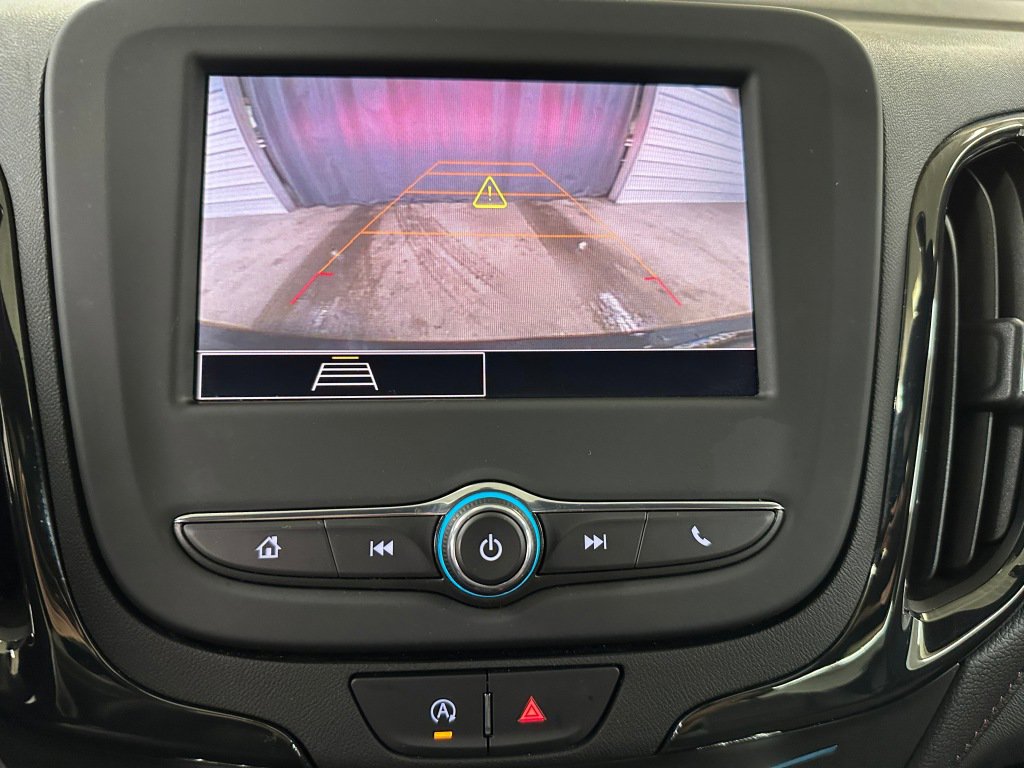 Certified 2022 Chevrolet Equinox RS w/ LPO, Floor Liner Package image 13