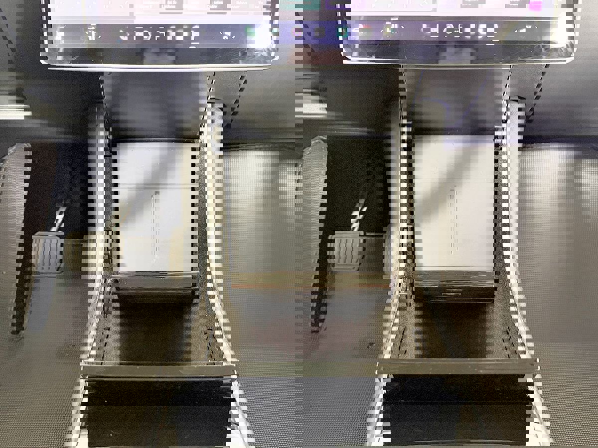 Used 2020 Tesla Model Y Long Range image 46