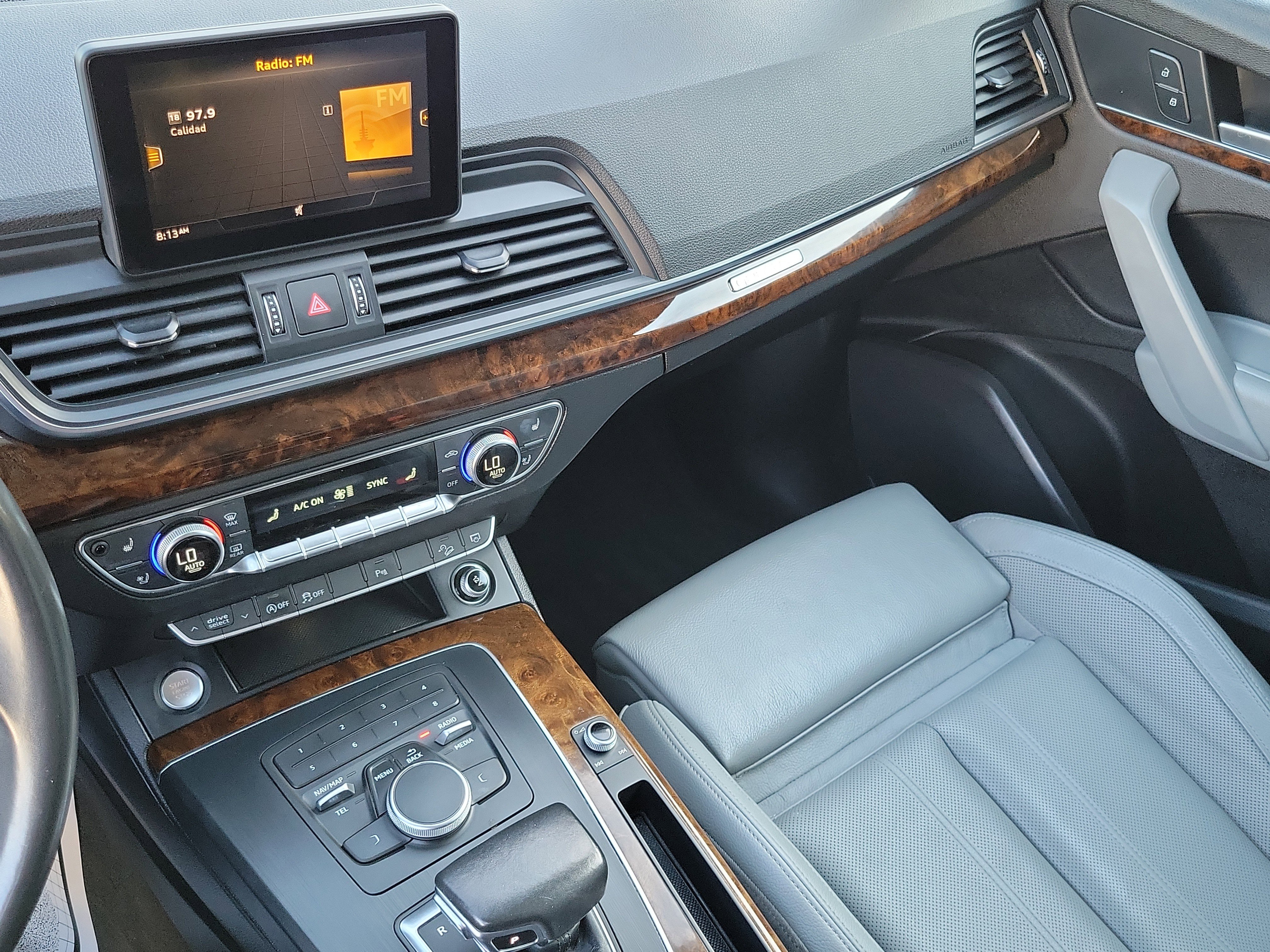 Used 2018 Audi Q5 2.0T Premium Plus w/ Premium Plus Package AWD/4WD image 13