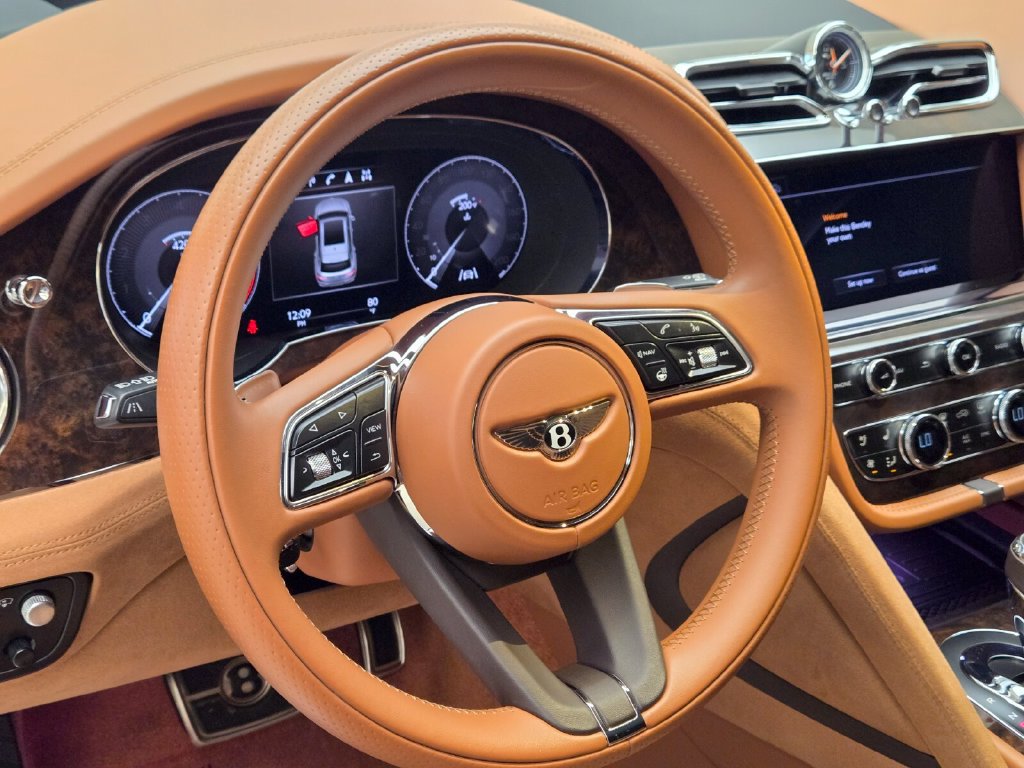 Certified 2023 Bentley Bentayga Speed AWD/4WD image 31