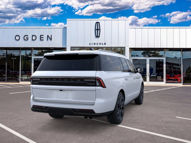New 2026 Lincoln Navigator L Reserve AWD/4WD image 8