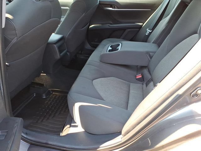 Used 2023 Toyota Camry LE FWD image 17