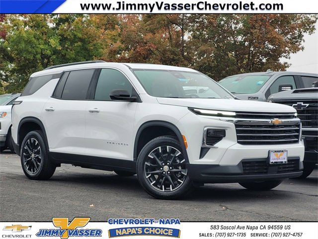 New 2026 Chevrolet Traverse LT w/ Sun and Wheel Package