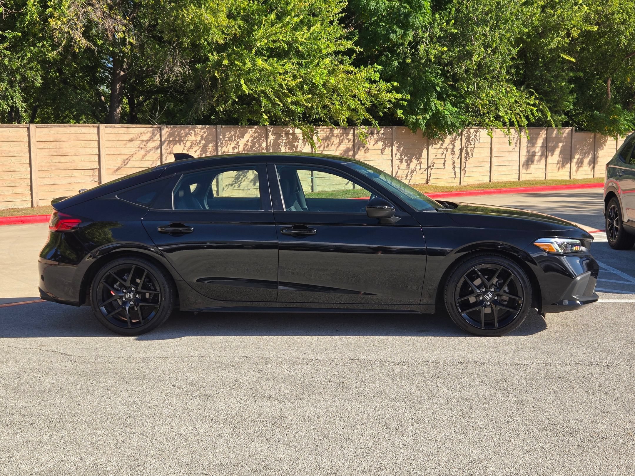 Certified 2023 Honda Civic Sport image 2