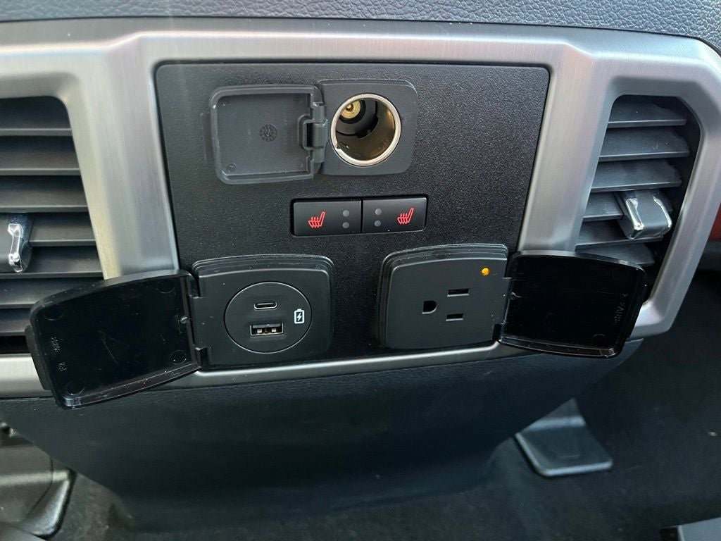 Used 2022 Ford F350 Platinum AWD/4WD image 15