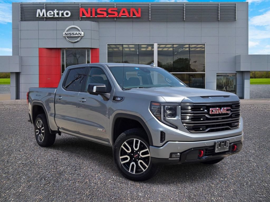 Used 2023 GMC Sierra 1500 AT4 w/ AT4 Premium Package AWD/4WD image 1