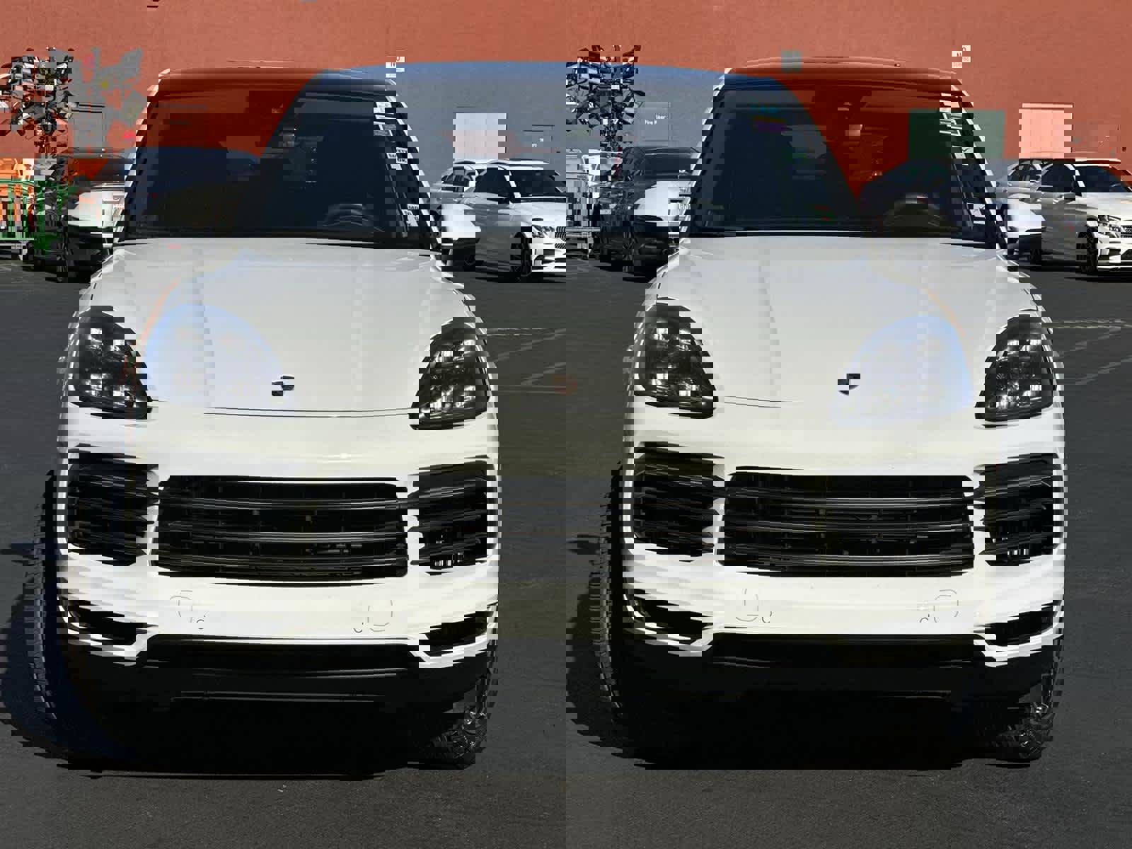 Used 2023 Porsche Cayenne Platinum Edition image 6