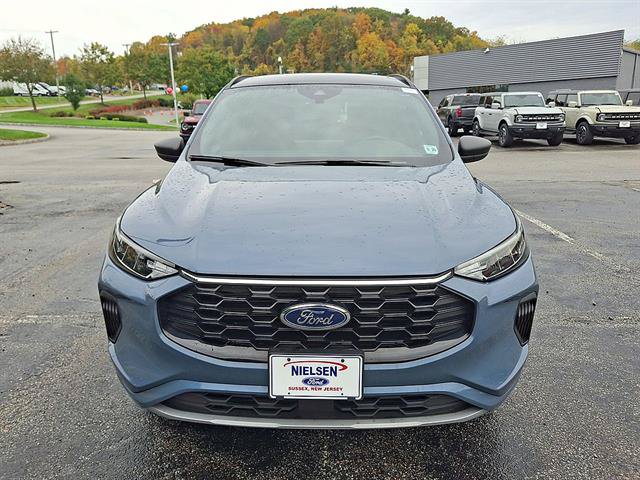 Certified 2024 Ford Escape ST-Line w/ Tech Pack #1 AWD/4WD image 29