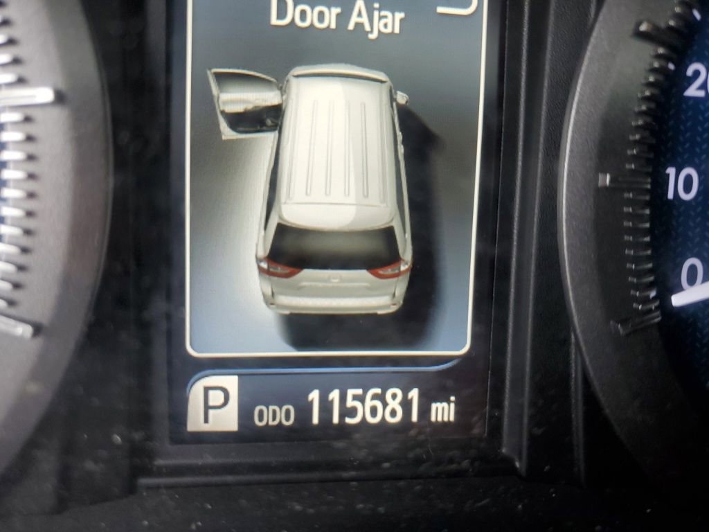 Used 2017 Toyota Sienna XLE Premium image 15
