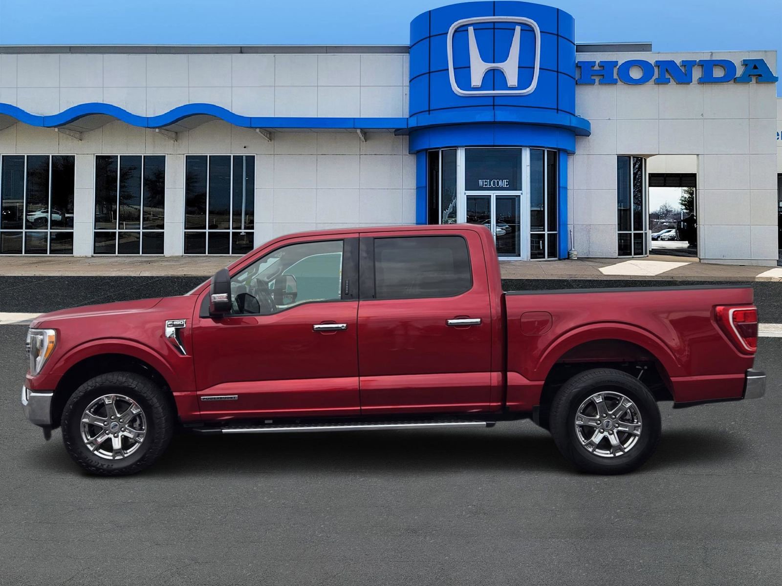 Used 2022 Ford F150 XLT w/ Equipment Group 302A High image 3